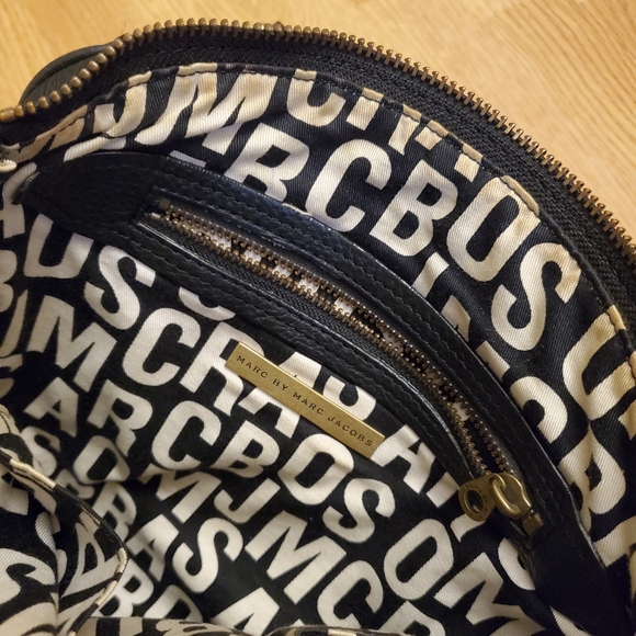 Marc by Marc Jacobs Totally Turnlock Teri Tote Genuine Leather - Picture 8 of 16